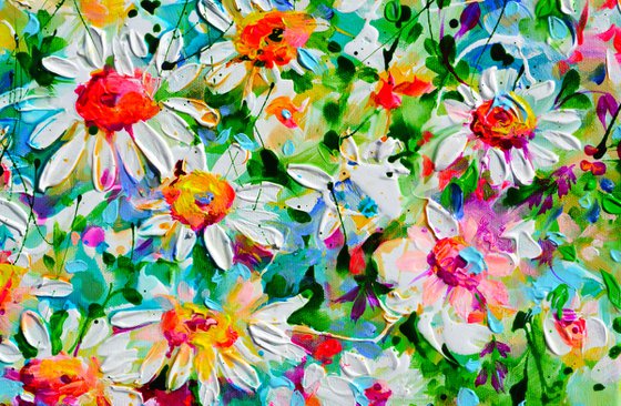 Starry Stillness- White Daisies Mums