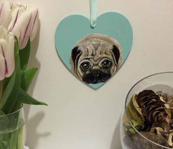 Aqua pug heart