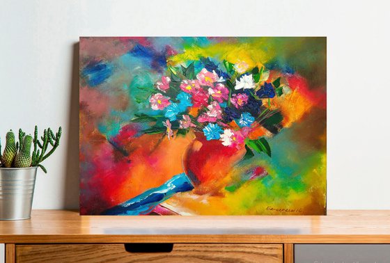 Bouquet of flowers in a vase