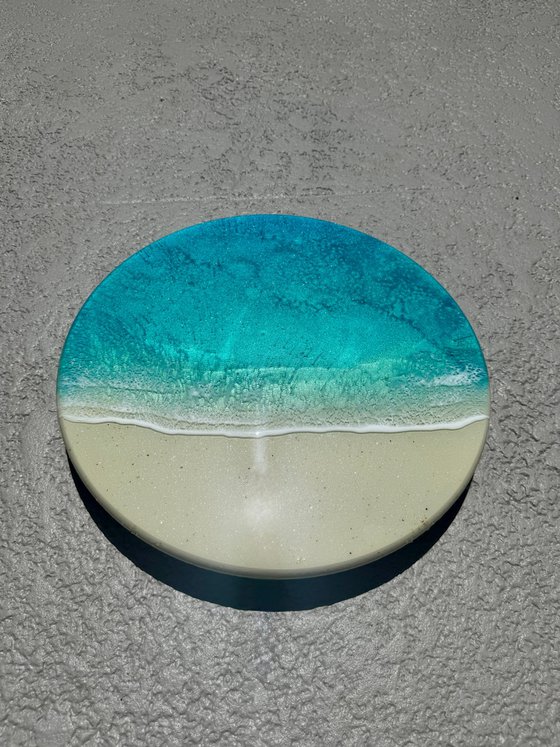 Round ocean #102