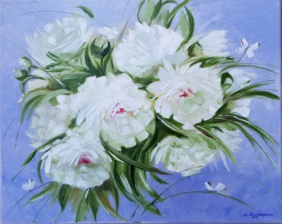 White Peonies. Original Oil Painting on Canvas. Performed in trendy palette knife technique. 16" x 20". 40,6 x 50,8 cm. 2019.