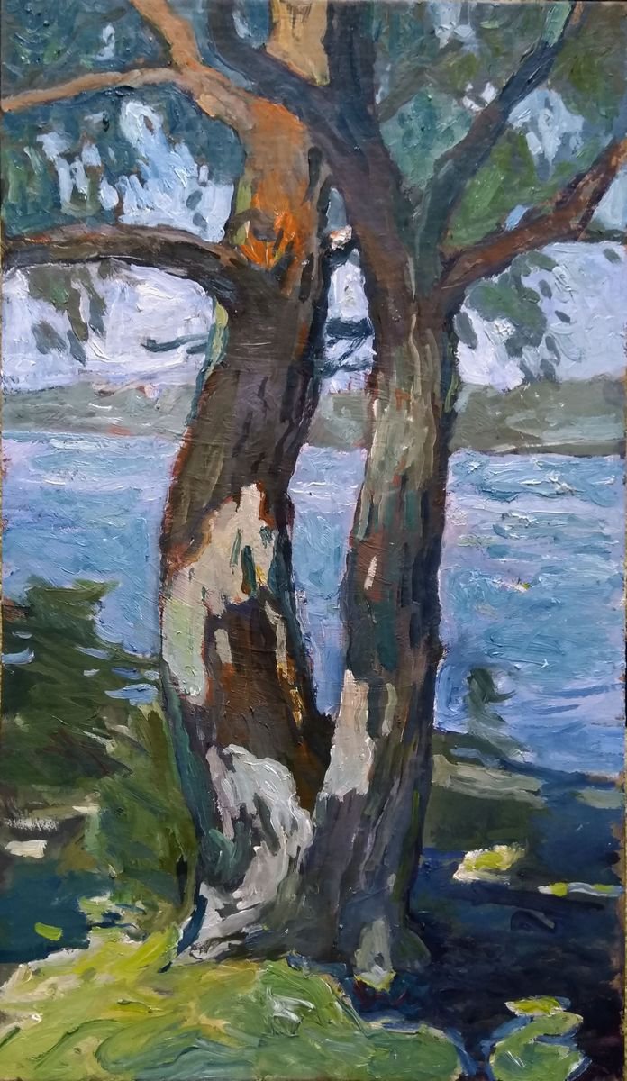 Tree by Jaroslav Leonets
