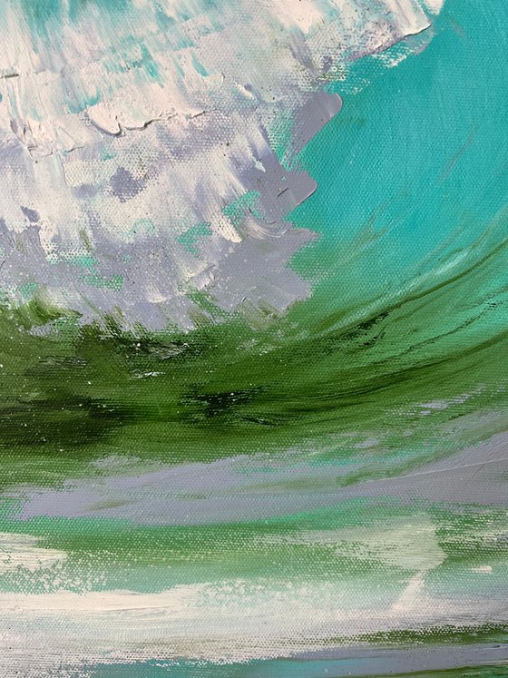 Fresh turquoise green sea wave