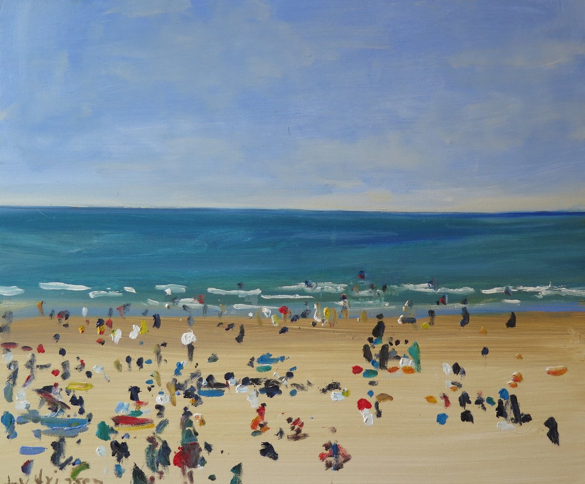 Crowded Bridlington Beach by Malcolm Ludvigsen