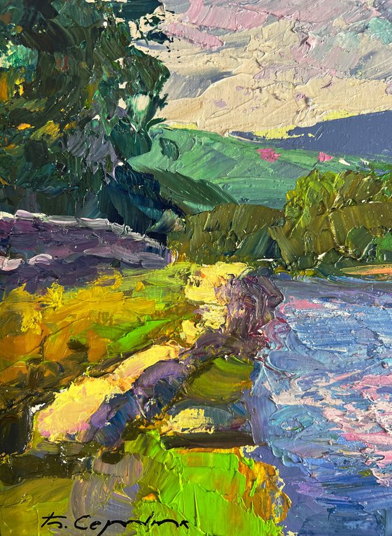 A Mountain River Flows