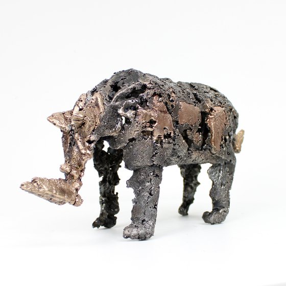 Rhinoceros 8-22 - Metal animal sculpture - bronze and steel lace