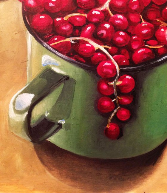 A cup of currants- Original painting - still life on wood ( 8' x 12' ) 20 x 30 cm