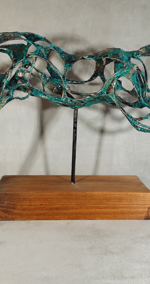 The Wings We Lack by Linda Hoyle