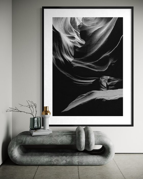 Contours of Time V — Veiled Current