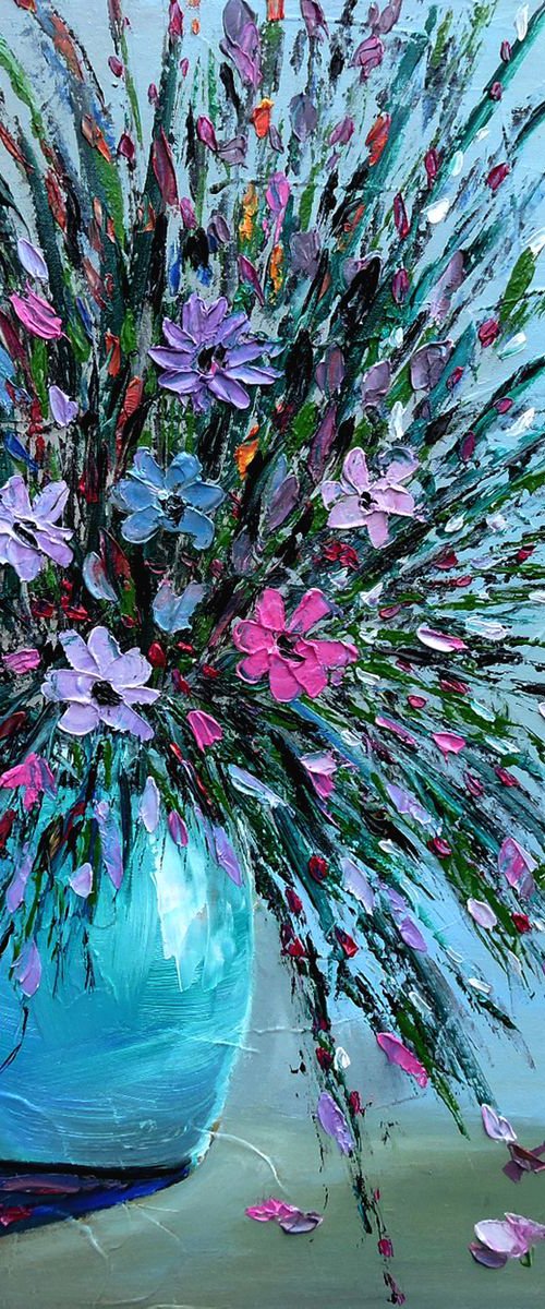 Turquoise vase by Veta  Barker