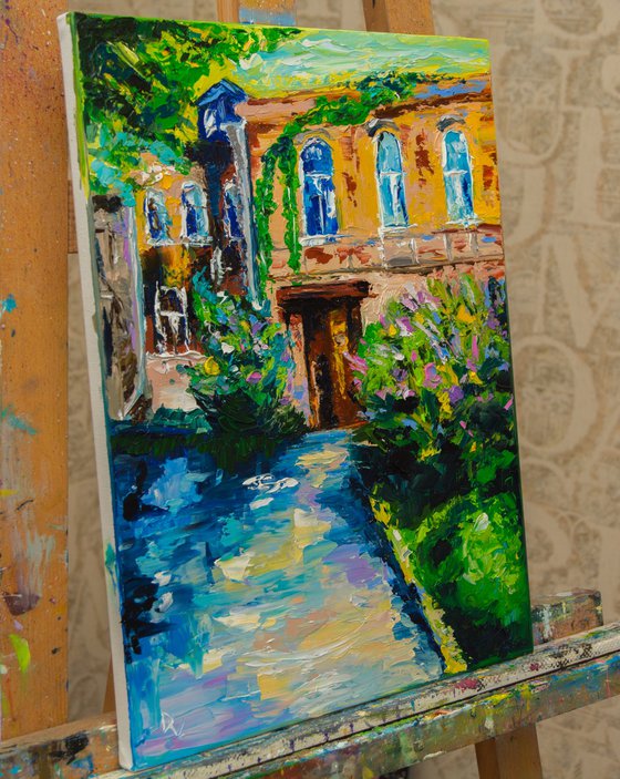 Moscow Courtyard
