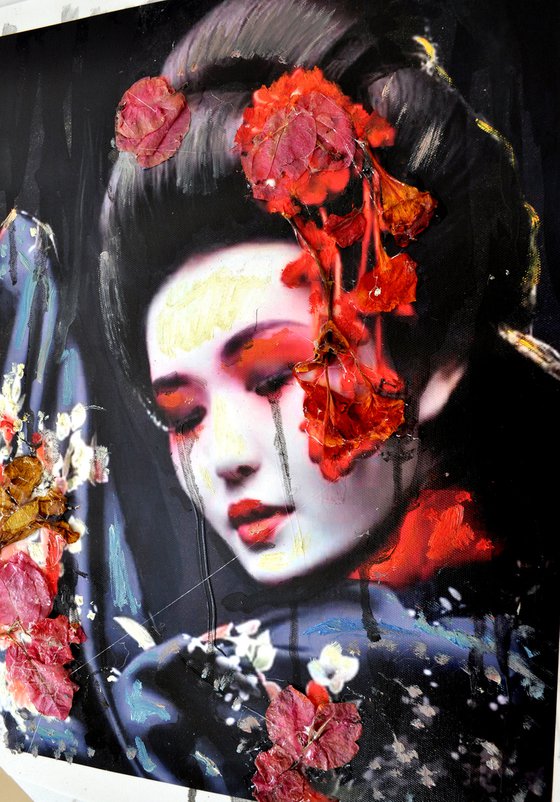 Crying Geisha with Dried Flowers