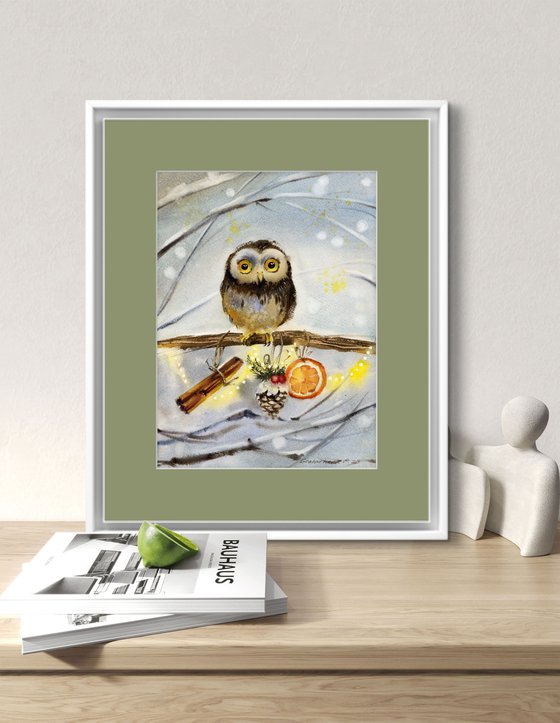 Owl with New Year's gifts