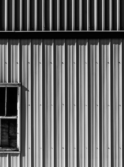corrugated sheet metal 15 by Daniel Fontaine