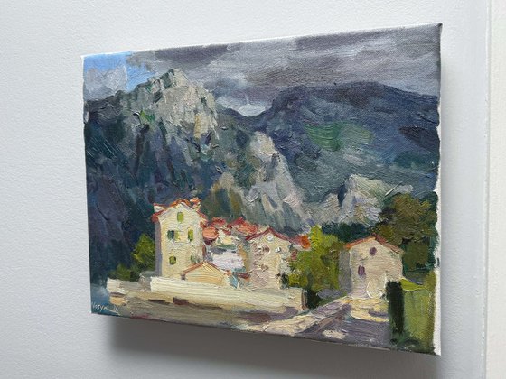Houses by the Mountains
