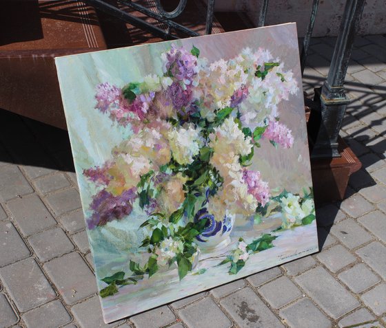 Lush lilac