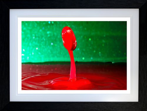 'Alien Pod'  - Liquid Art Waterdrop Collection by Michael McHugh