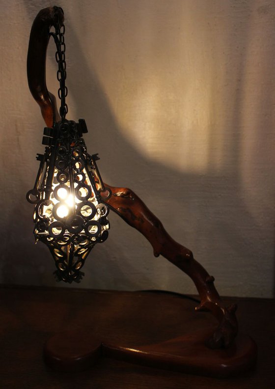 Hanging key lamp