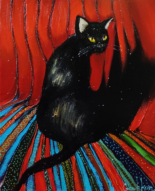 Enigmatic Cat by Lilith Gurekhyan
