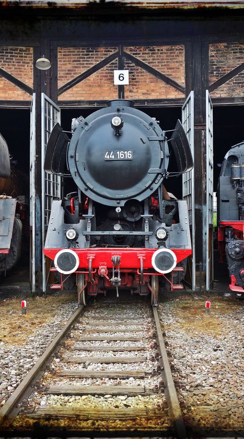 Old steam trains in the depot - print on canvas 60x80x4cm - 08497m2 by Kuebler