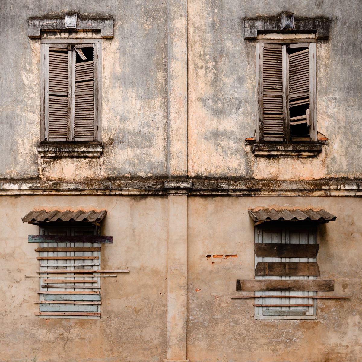 Photorealistic Cityscapes Photograph By Tom Hanslien, 50 X 50", Crumbling Colonial Savannakhet, Original Artwork