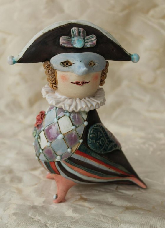 Harlequin Bird. Ceramic sculpture
