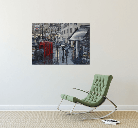 London in the rain - Charing Cross, The Strand.