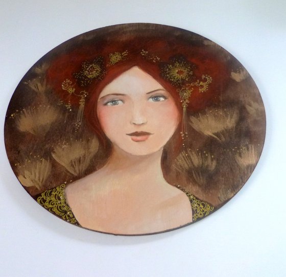 Gold nostalgia.  wood round artwork 30cm.