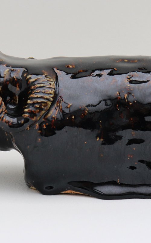 Ram [Ceramics 005] by Koen Lybaert