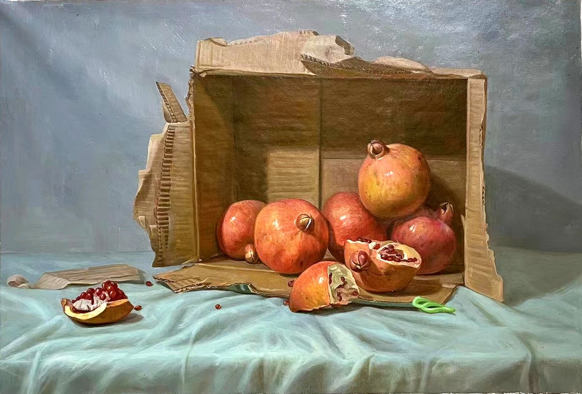 Still life:Persimmons in the carton by Kunlong Wang