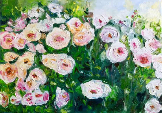 WHITE PINK YELLOW  ROSES IN A GARDEN palette knife modern still life  flowers office home decor gift