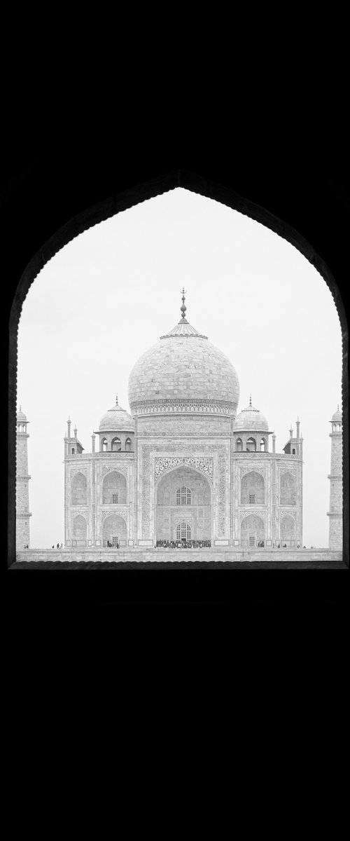 The Taj #4 by Serge Horta