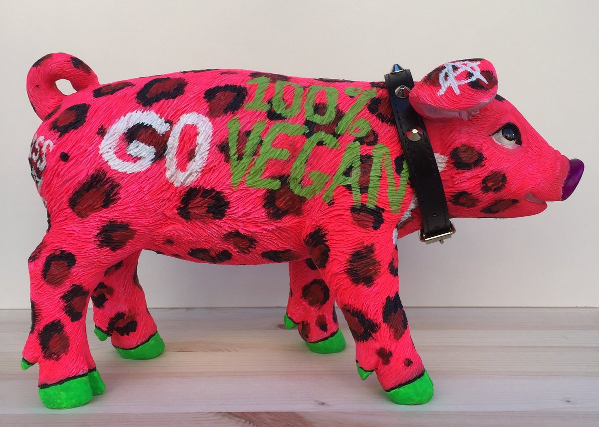 Urban And Pop Animal Sculpture By Segutoart, 13 X 7", Pick Me, Original Artwork