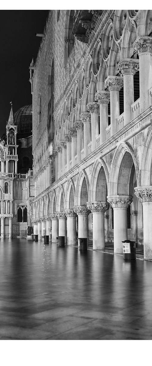 Acqua alta a San Marco by Matteo Chinellato