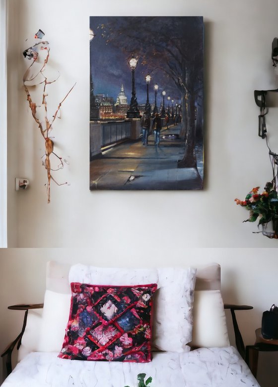 Late night London..Queens Walk Embankment