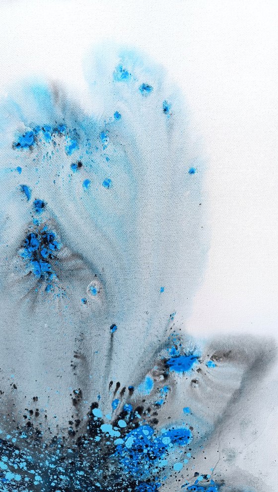 Nature 546 — Fluid Blue on Canvas