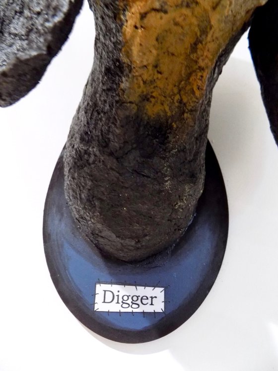 Dachshund sculpture named Digger