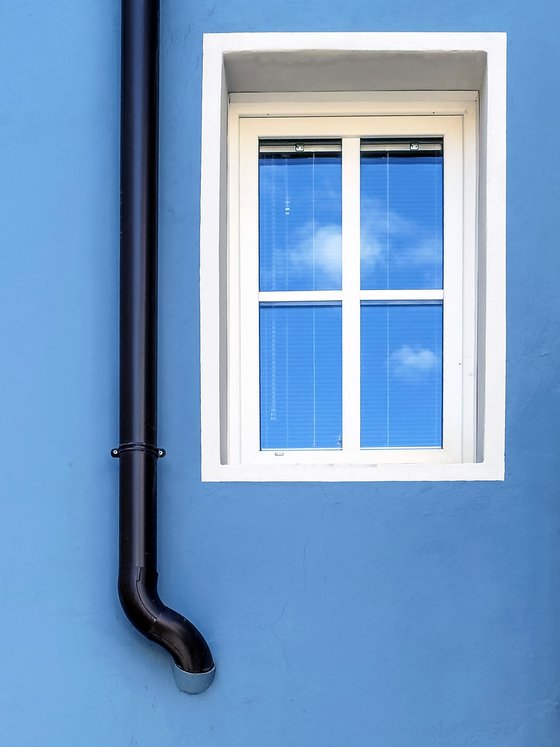 BLUE IN THE AIR