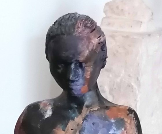 Woman, sculpture made in clay
