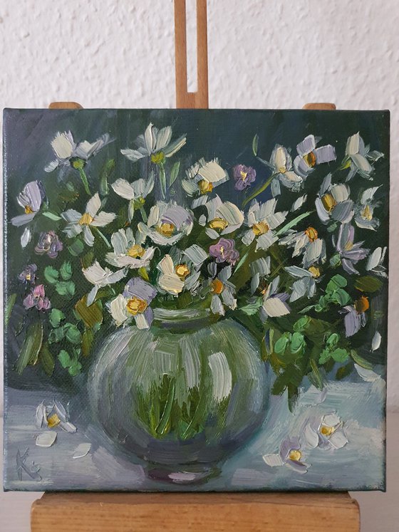 Still-life "Daisies"