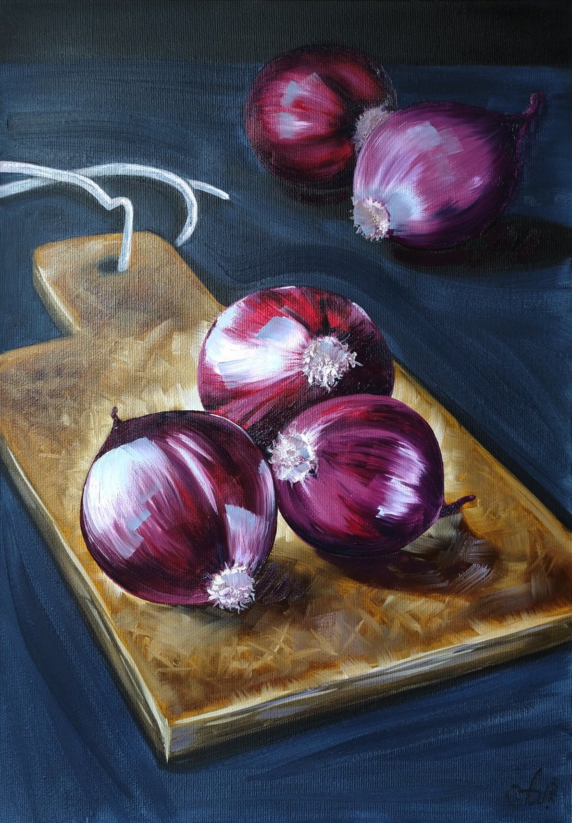 Purple onion by Anna Shabalova