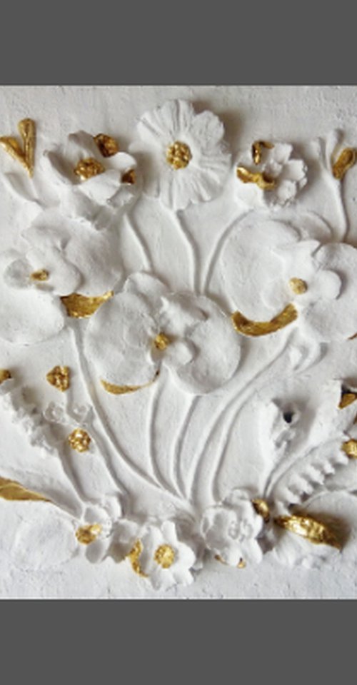 bas-relief panno "White and gold" by Tatyana Mironova