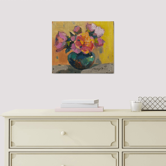 Peonies in a Round Vase