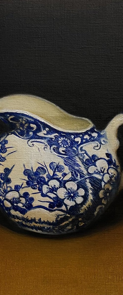 Milk jug by Daiva Karaliute
