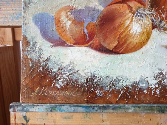 "Onion family."  Onion still life  liGHt original painting PALETTE KNIFE  GIFT (2020)