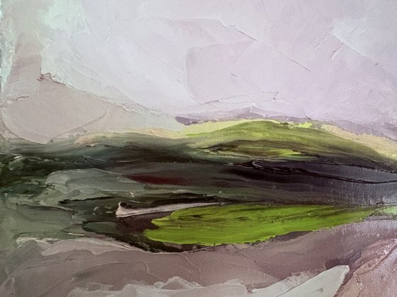 Silent abstract fields in Lavender and Earth
