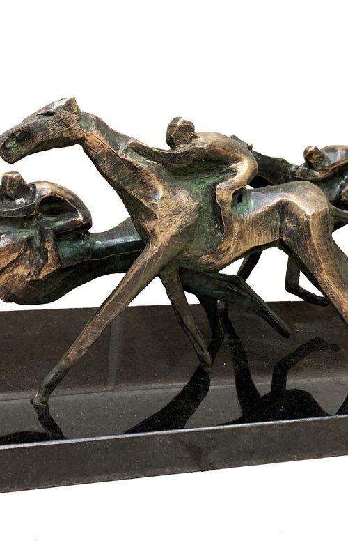 Horse race by Toth Kristof