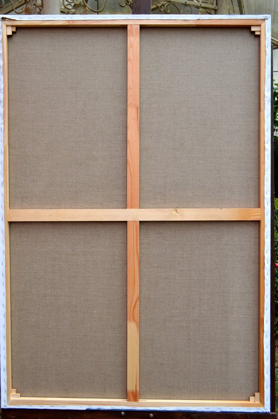 Music of the sea. Transparent water. Large