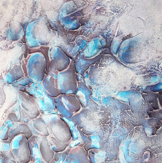 Iridescent Pearl 2