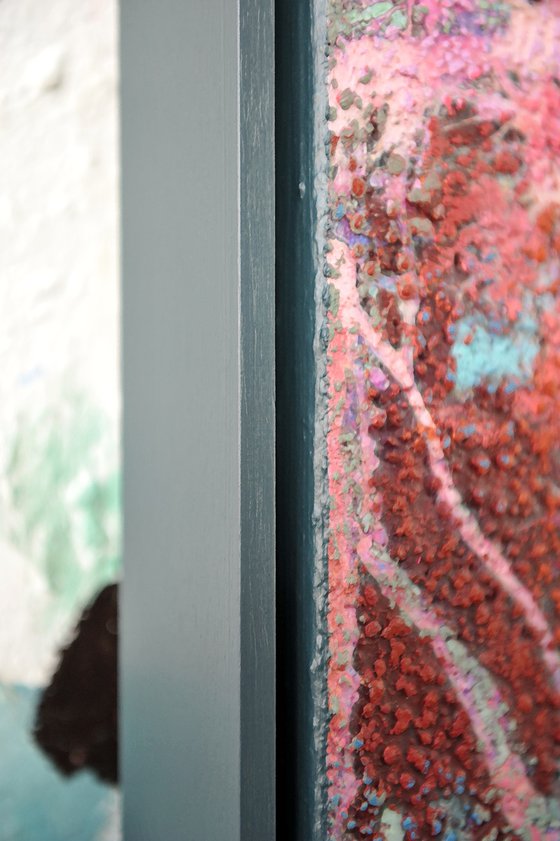 Oxidized burgundy tree leaves